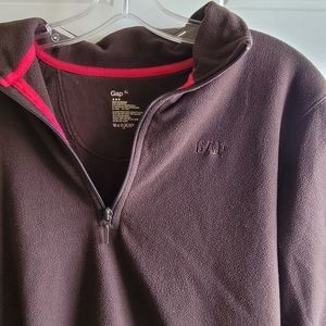 Brown Fleece sweater with half zipper and collar